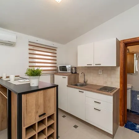 Em-da Apartment